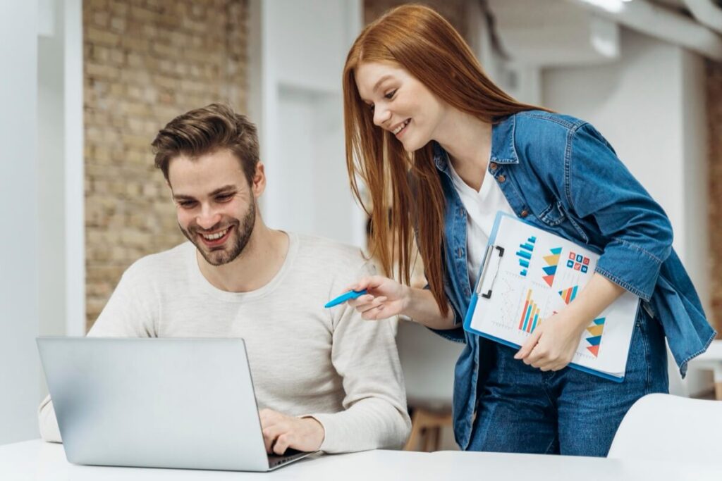 Od czego zaczyna się skuteczny marketing i jak przyciągnąć uwagę potencjalnych klientów?